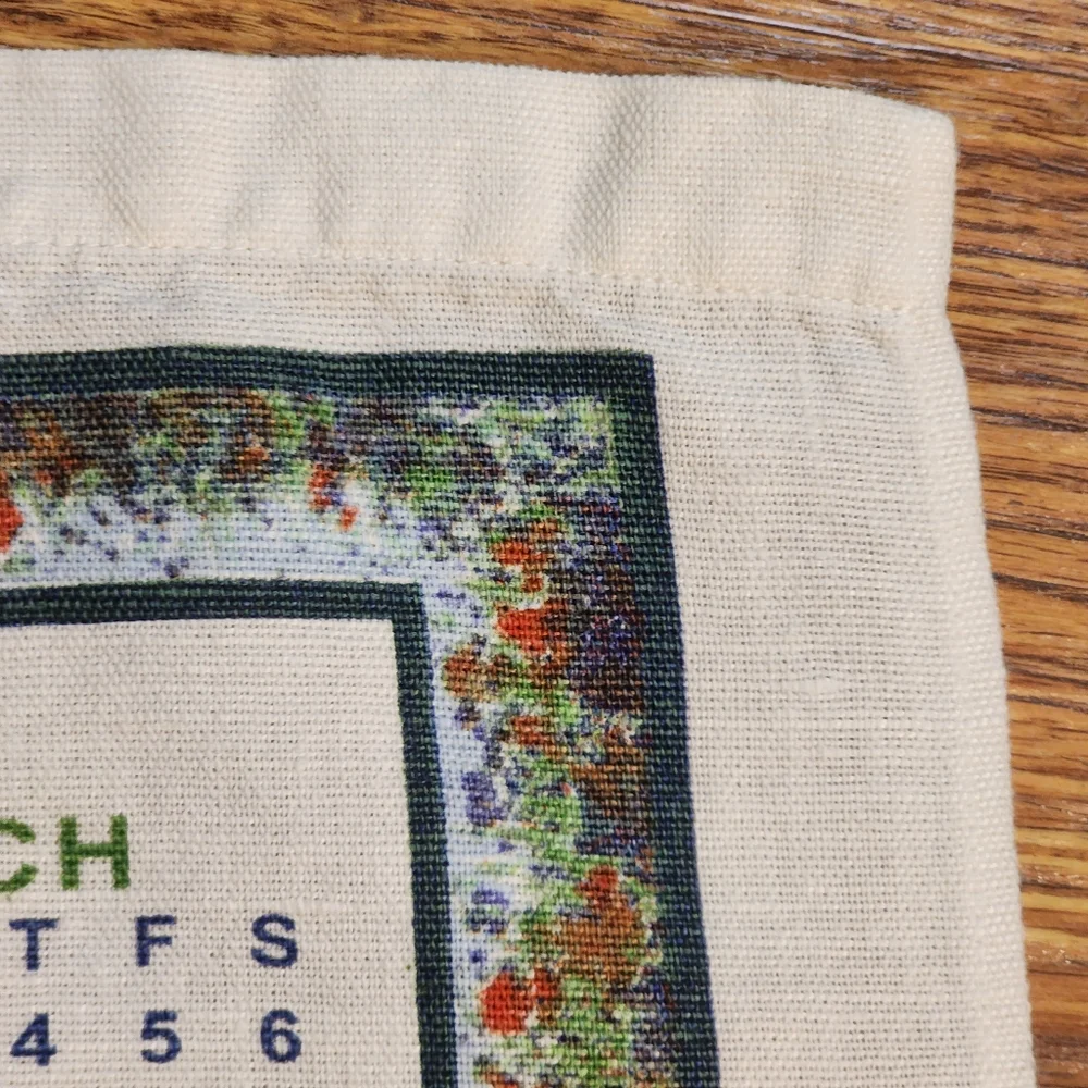 Vintage Collectible Set of 2 Calendar Linen Tea Towels 2004 & 2005 Red Flowers